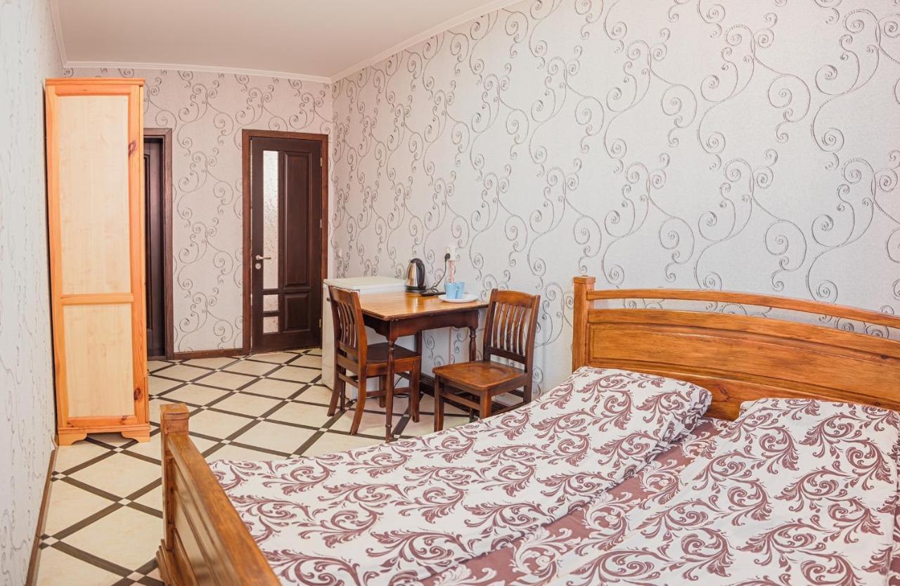 Samarianka Hotel Коломыя Экстерьер фото