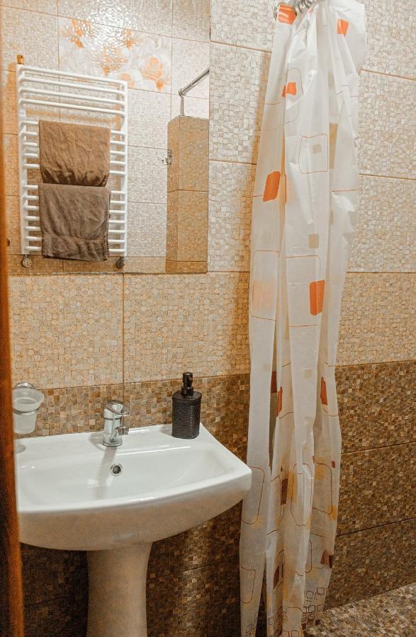 Samarianka Hotel Коломыя Экстерьер фото