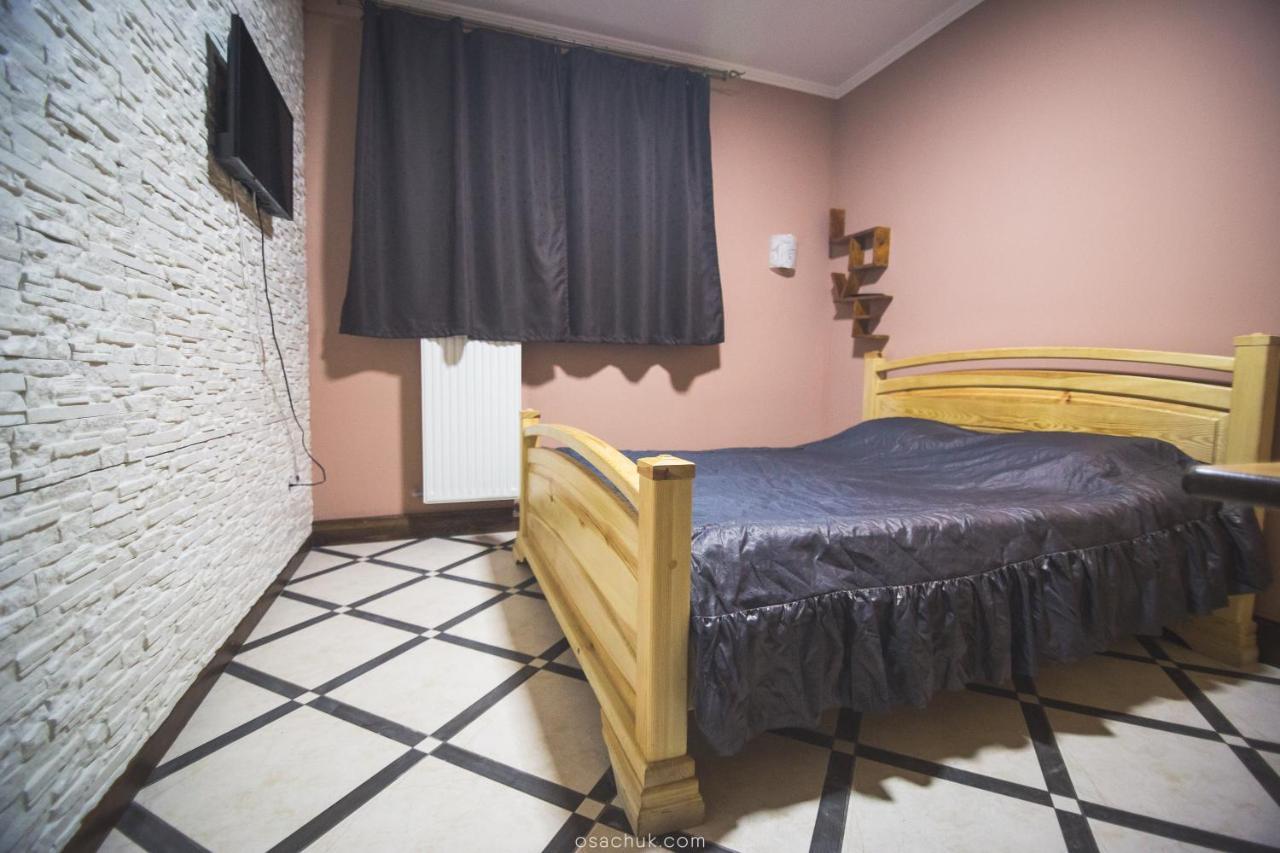 Samarianka Hotel Коломыя Экстерьер фото