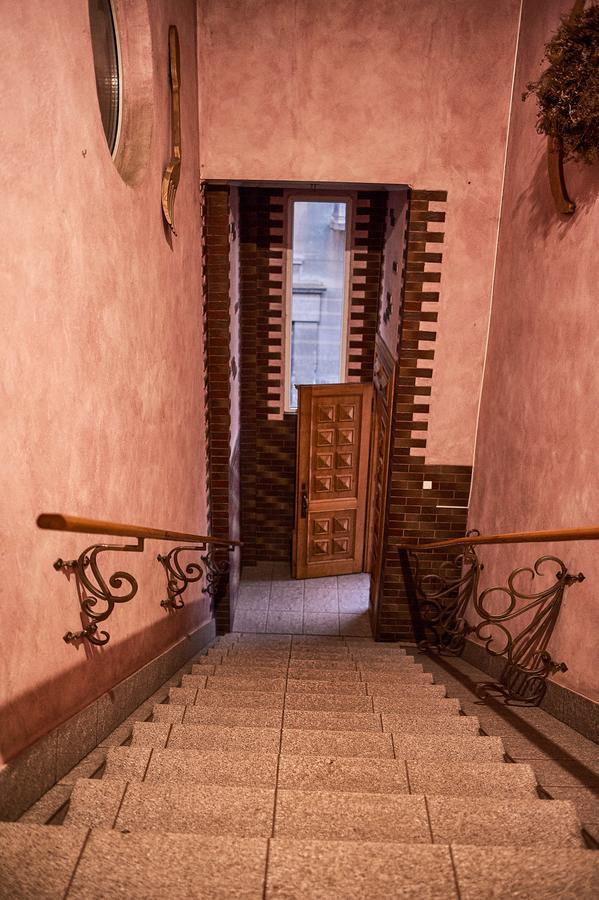 Samarianka Hotel Коломыя Экстерьер фото